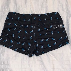 Fleo Shorts Size Medium
